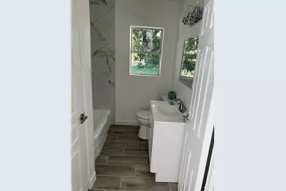 1006 26th Street W, Bradenton, FL 34205 - Photo 7