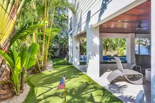 108 11th St S, Bradenton Beach, FL 34217 - Photo 15