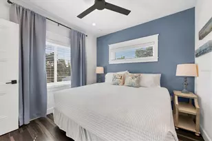 108 11th St S, Bradenton Beach, FL 34217 - Photo 35