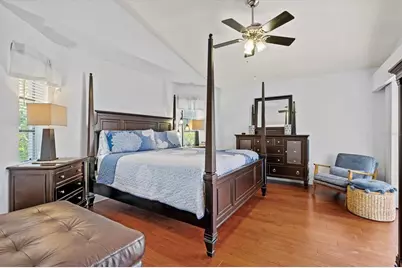 439 Lake Of The Woods Drive, Venice, FL 34293 - Photo 27