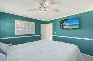 2434 Carlisle Pl, Sarasota, FL 34231 - Photo 23