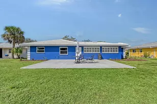 2434 Carlisle Pl, Sarasota, FL 34231 - Photo 35