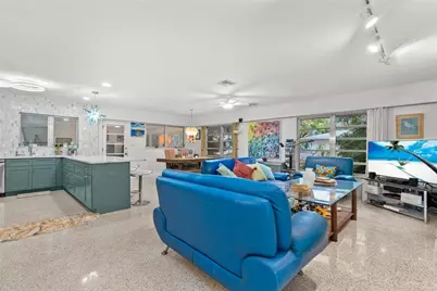 2207 Hickory Avenue, Sarasota, FL 34234 - Photo 3