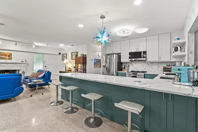 2207 Hickory Avenue, Sarasota, FL 34234 - Photo 7