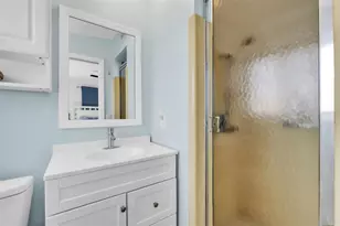 513 71st St, Holmes Beach, FL 34217 - Photo 37