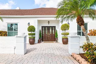 4672 Alexander Pope Ln, Sarasota, FL 34241 - Photo 5