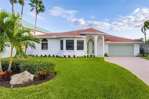 480 Cleveland Dr, Sarasota, FL 34236 - Photo 3