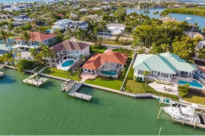 480 Cleveland Drive, Sarasota, FL 34236 - Photo 7