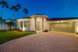 480 Cleveland Dr, Sarasota, FL 34236 - Photo 3