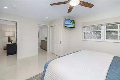 480 Cleveland Drive, Sarasota, FL 34236 - Photo 39