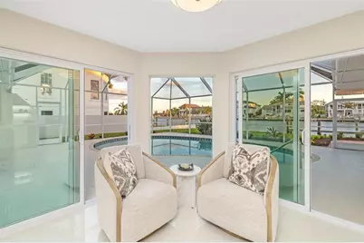 480 Cleveland Drive, Sarasota, FL 34236 - Photo 11