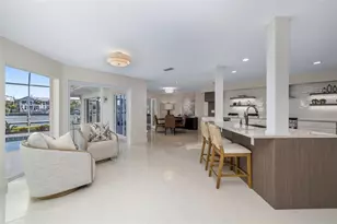 480 Cleveland Dr, Sarasota, FL 34236 - Photo 13