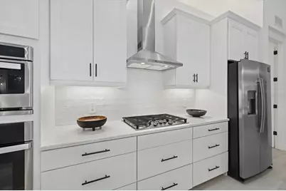 745 Tailwind Place, Sarasota, FL 34240 - Photo 11