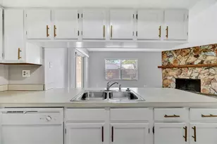 6559 Samoa Dr, Sarasota, FL 34241 - Photo 23