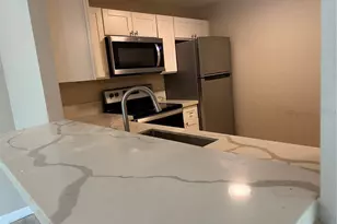 2650 Coconut Bay Ln, Sarasota, FL 34237 - Photo 15