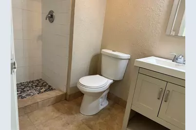 2650 Coconut Bay Lane #521, Sarasota, FL 34237 - Photo 19