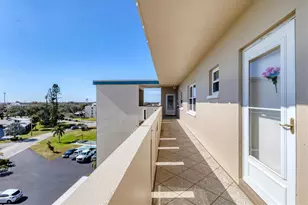 3820 Ironwood Ln W, Bradenton, FL 34209 - Photo 9