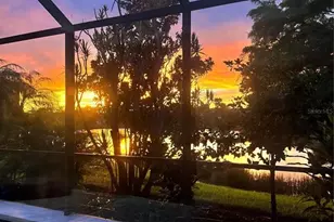 3635 80th Dr E, Sarasota, FL 34243 - Photo 11