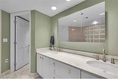 775 Longboat Club Road #705, Longboat Key, FL 34228 - Photo 17
