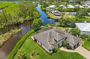 609 Colonial Bay Dr, Nokomis, FL 34275 - Photo 5