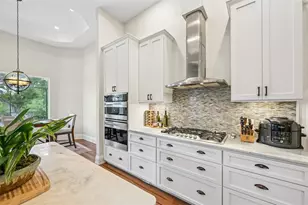 609 Colonial Bay Dr, Nokomis, FL 34275 - Photo 19