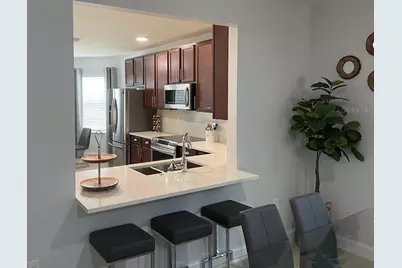 690 Hadley Place E, Naples, FL 34104 - Photo 7