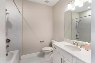 1904 Monte Carlo Dr, Sarasota, FL 34231 - Photo 21