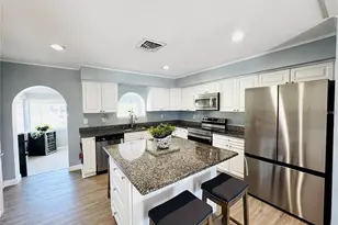 9031 Hilolo Ln, Venice, FL 34293 - Photo 11