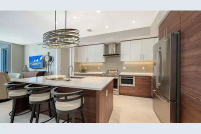 111 S Pineapple Avenue #604, Sarasota, FL 34236 - Photo 17