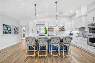 664 Key Royale Dr, Holmes Beach, FL 34217 - Photo 11