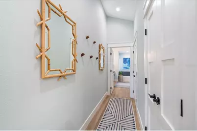 664 Key Royale Drive, Holmes Beach, FL 34217 - Photo 21