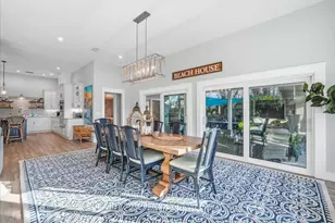 664 Key Royale Dr, Holmes Beach, FL 34217 - Photo 17