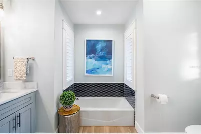 664 Key Royale Drive, Holmes Beach, FL 34217 - Photo 25