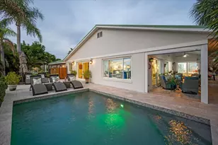 664 Key Royale Dr, Holmes Beach, FL 34217 - Photo 49