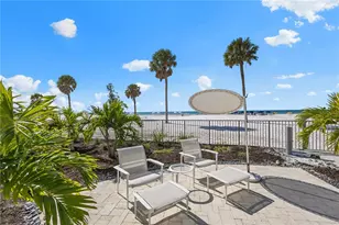 1035 Seaside Dr, Sarasota, FL 34242 - Photo 15