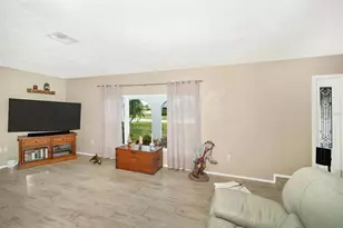 5206 18th Ave E, Bradenton, FL 34208 - Photo 9