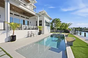 628 Dundee Ln, Holmes Beach, FL 34217 - Photo 67