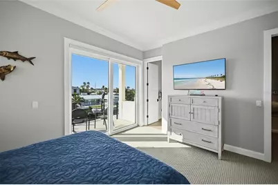 628 Dundee Lane, Holmes Beach, FL 34217 - Photo 47