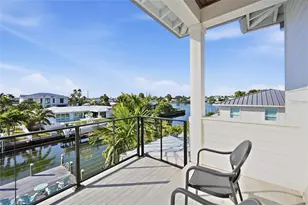 628 Dundee Ln, Holmes Beach, FL 34217 - Photo 79