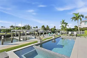 628 Dundee Ln, Holmes Beach, FL 34217 - Photo 77