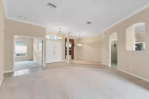 7437 Featherstone Blvd, Sarasota, FL 34238 - Photo 7