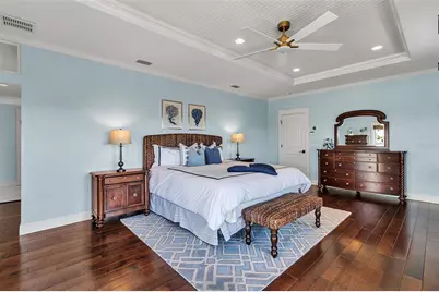 718 Key Royale Drive, Holmes Beach, FL 34217 - Photo 59