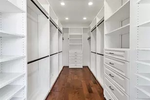 718 Key Royale Dr, Holmes Beach, FL 34217 - Photo 65