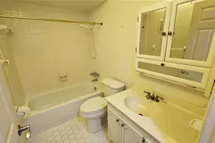 1222 56th St W, Bradenton, FL 34209 - Photo 13