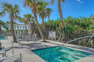 2425 Gulf Of Mexico Dr, Longboat Key, FL 34228 - Photo 31