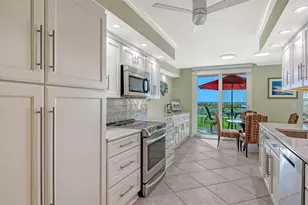 2425 Gulf Of Mexico Dr, Longboat Key, FL 34228 - Photo 11