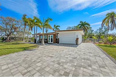 2014 Riverside Drive E, Bradenton, FL 34208 - Photo 7