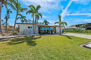 2014 Riverside Dr E, Bradenton, FL 34208 - Photo 5