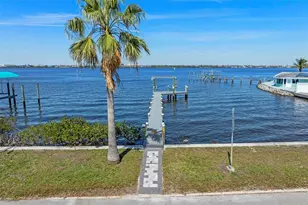 2014 Riverside Dr E, Bradenton, FL 34208 - Photo 9