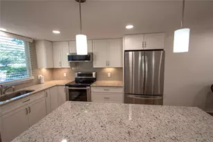 648 Cohen Way, Sarasota, FL 34236 - Photo 11